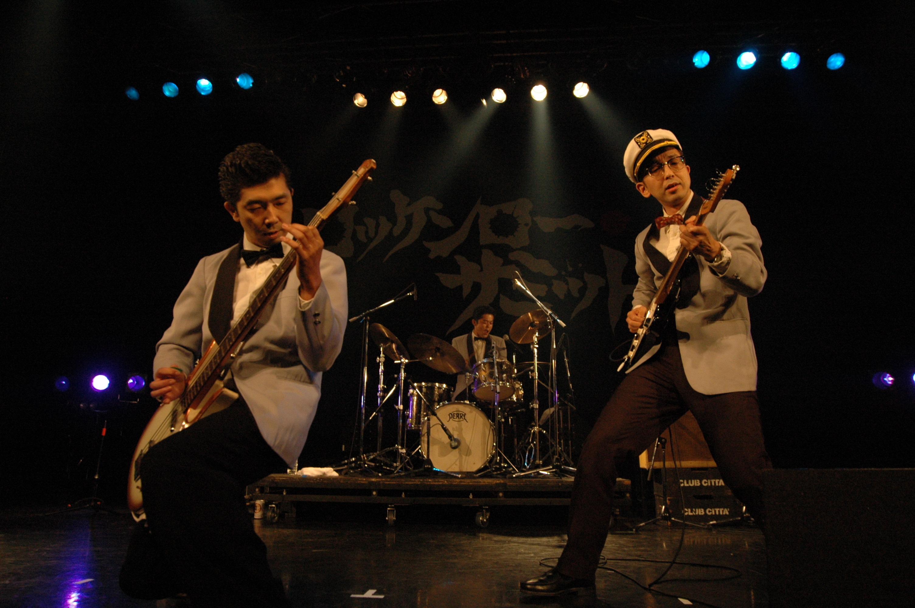 2006